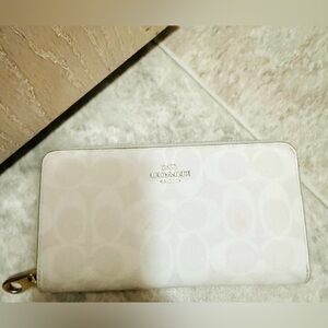 Coach Canvas Long Wallet With Signature Logo White